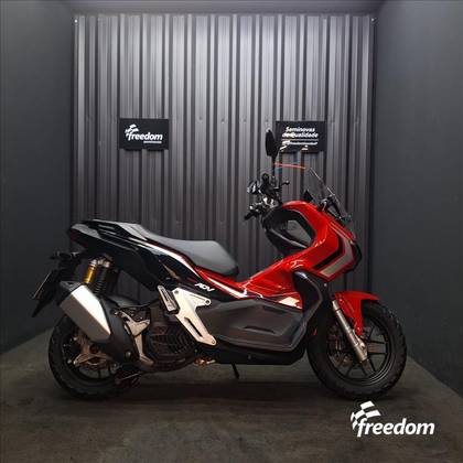 HONDA ADV 